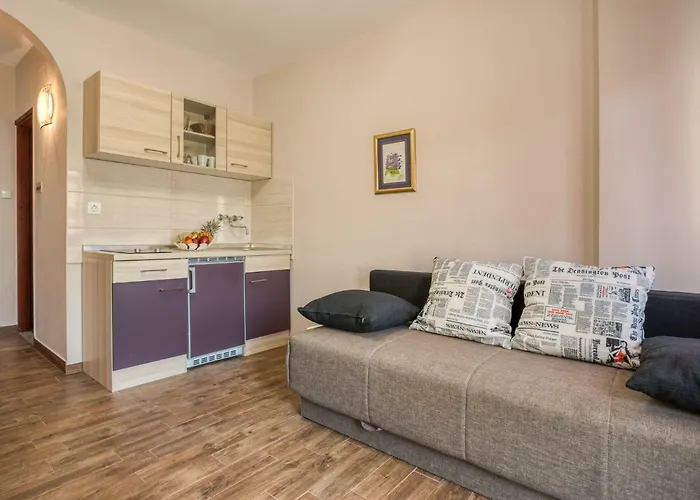 Apartamento Daria-1 By Interhome *