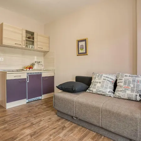 Appartement Daria-1 By Interhome *