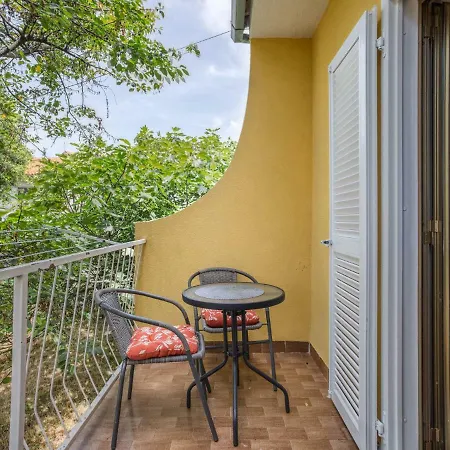 Daria-1 By Interhome *