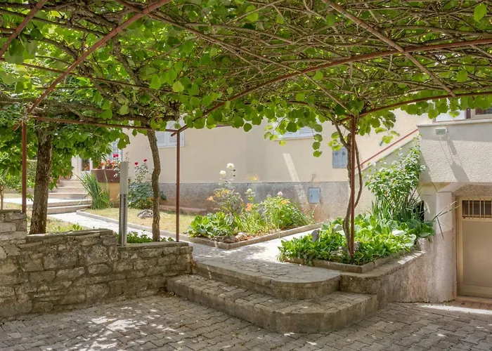 Daria-1 By Interhome ポレッチ